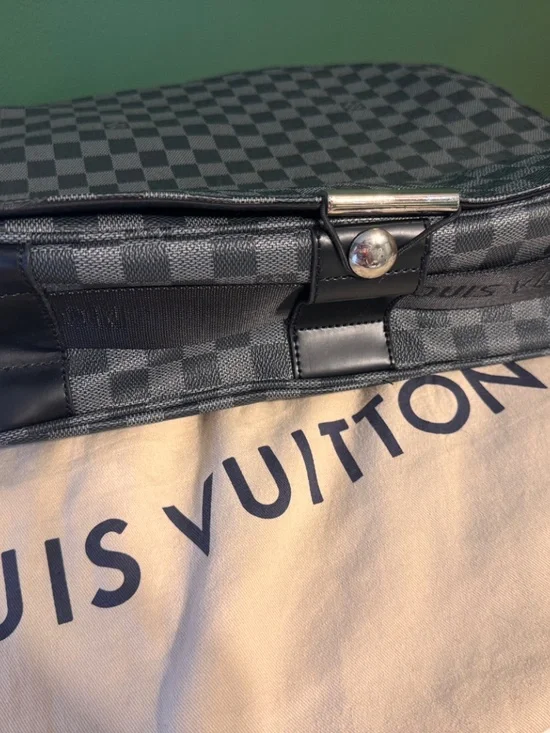 Louis Vuitton Damier Graphite Canvas District MM Bag - Picture 10 of 10